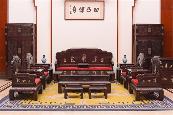 凹凸传奇精品鉴赏 | 《江山如意沙发》，大宅门庭的气度之选！